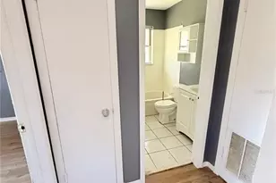 731 71st Ave N, Saint Petersburg, FL 33702 - Photo 9