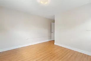 503 Monterey Blvd NE, Saint Petersburg, FL 33704 - Photo 15