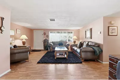 7410 Gulf Highlands Drive, Port Richey, FL 34668 - Photo 11