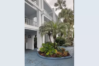 225 Country Club Drive #C326, Largo, FL 33771 - Photo 5
