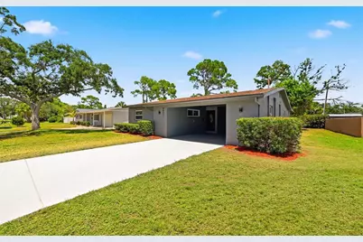 4435 Huntington Street NE, Saint Petersburg, FL 33703 - Photo 1