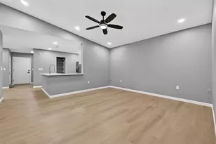 3957 Bearded Oaks Ct, Sarasota, FL 34232 - Photo 13