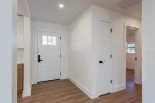 1737 Prince Philip St, Clearwater, FL 33755 - Photo 19