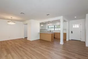 1737 Prince Philip St, Clearwater, FL 33755 - Photo 9