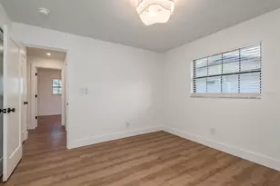 1737 Prince Philip St, Clearwater, FL 33755 - Photo 23