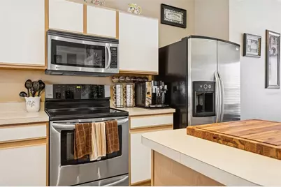 7135 Hamilton Park Boulevard, Tampa, FL 33615 - Photo 17