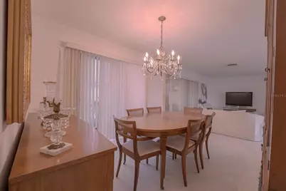 14001 Yacht Club Boulevard, Seminole, FL 33776 - Photo 9