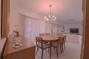 14001 Yacht Club Blvd, Seminole, FL 33776 - Photo 9