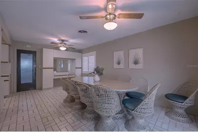 14001 Yacht Club Boulevard, Seminole, FL 33776 - Photo 13