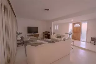 14001 Yacht Club Blvd, Seminole, FL 33776 - Photo 5