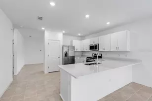 13808 Shellmore Ave, Palmetto, FL 34221 - Photo 9