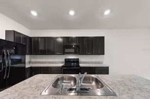 424 Newmont Cir, Ruskin, FL 33570 - Photo 11