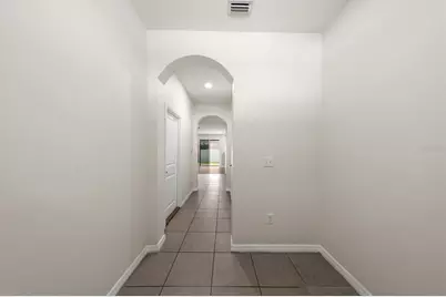 424 Newmont Circle, Ruskin, FL 33570 - Photo 5