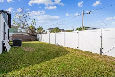 2101 W Cherry Street, Tampa, FL 33607 - Photo 17