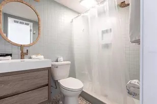 6006 Midnight Pass Rd, Sarasota, FL 34242 - Photo 9