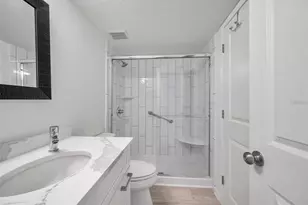 650 Island Way, Clearwater Beach, FL 33767 - Photo 19