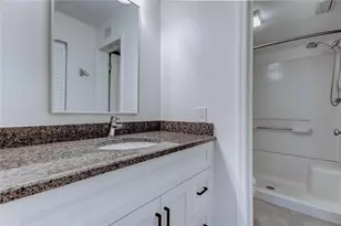 650 Island Way, Clearwater Beach, FL 33767 - Photo 25