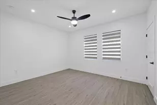 902 W Sligh Ave, Tampa, FL 33604 - Photo 29