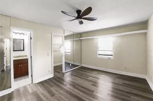 8341 Paddlewheel St, Tampa, FL 33637 - Photo 13