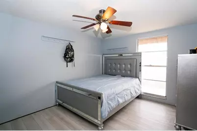 7501 Twelve Oaks Boulevard, Tampa, FL 33634 - Photo 11