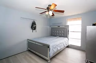 7501 Twelve Oaks Blvd, Tampa, FL 33634 - Photo 11