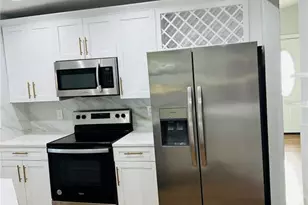 12195 71st Way, Largo, FL 33773 - Photo 9