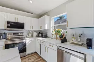 4145 Medbury Dr, Wesley Chapel, FL 33543 - Photo 15