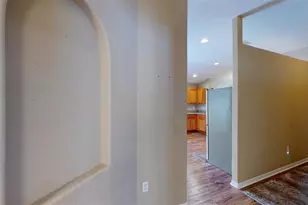 6109 Gentle Ben Cir, Wesley Chapel, FL 33544 - Photo 3