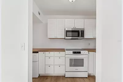 2411 Bay Boulevard #3, Indian Rocks Beach, FL 33785 - Photo 11