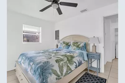 103 E Park Street, Tarpon Springs, FL 34689 - Photo 13