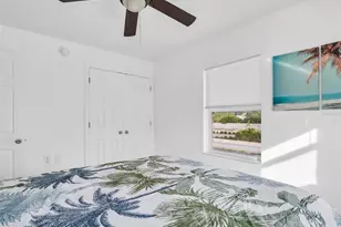 103 E Park St, Tarpon Springs, FL 34689 - Photo 15