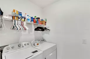 2443 Mizner Bay Ave, Bradenton, FL 34208 - Photo 15