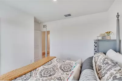 2443 Mizner Bay Avenue, Bradenton, FL 34208 - Photo 5