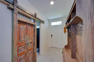 32624 Kobuk Valley Ave, Wesley Chapel, FL 33543 - Photo 3