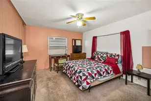 3318 Carnation Ln, Zephyrhills, FL 33541 - Photo 29