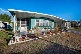 3318 Carnation Ln, Zephyrhills, FL 33541 - Photo 9