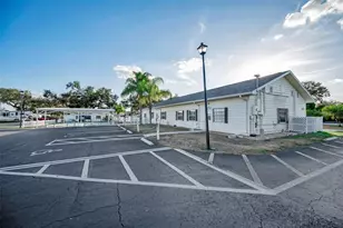 3318 Carnation Ln, Zephyrhills, FL 33541 - Photo 47