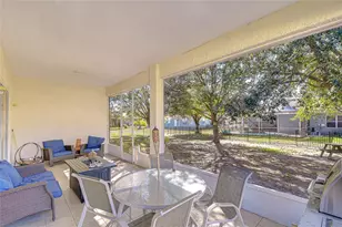 2279 Cross Tee Ct, Brooksville, FL 34604 - Photo 17