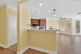 6451 Sunset Bay Cir, Apollo Beach, FL 33572 - Photo 25