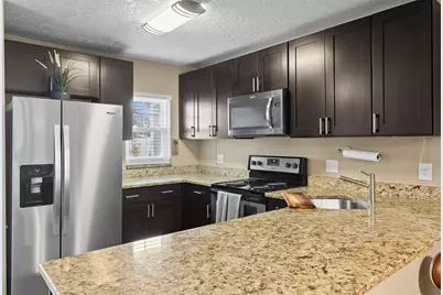 3815 N Oak Drive #G52, Tampa, FL 33611 - Photo 5