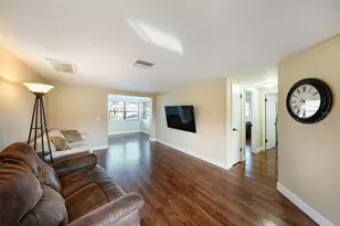 3404 Jackson Dr, Holiday, FL 34691 - Photo 9