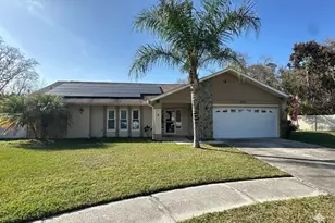 2731 Quiet Hollow Ct, New Port Richey, FL 34655 - Photo 1