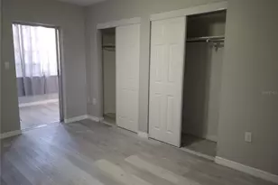 955 51st St N, Saint Petersburg, FL 33710 - Photo 9