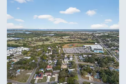 6311 Hobson Street NE, Saint Petersburg, FL 33702 - Photo 41