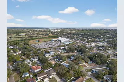 6311 Hobson Street NE, Saint Petersburg, FL 33702 - Photo 29