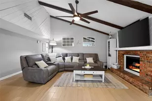 804 Pebblewood Dr, Brandon, FL 33511 - Photo 25