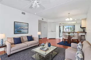 105 Woodlake Ln, Oldsmar, FL 34677 - Photo 9