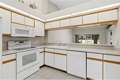 5205 Lochmead Terrace, Zephyrhills, FL 33541 - Photo 7