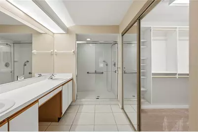 5205 Lochmead Terrace, Zephyrhills, FL 33541 - Photo 17