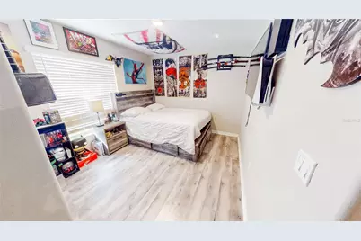 14821 Scottburgh Glen Drive, Wimauma, FL 33598 - Photo 9